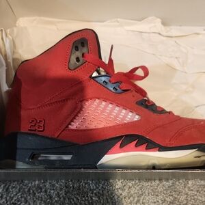 Red Men's High-Top Sneakers - 23 Detail